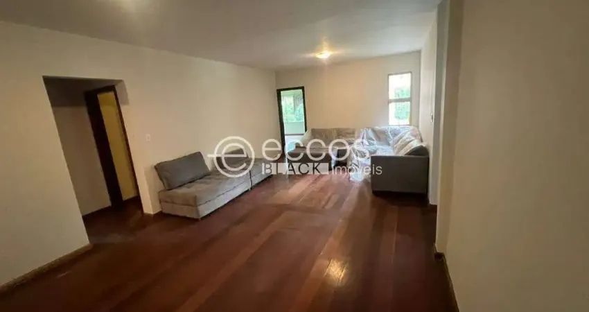Chácara à venda, 3 quartos, 3 suítes, 4 vagas, Morada do Sol - Uberlândia/MG