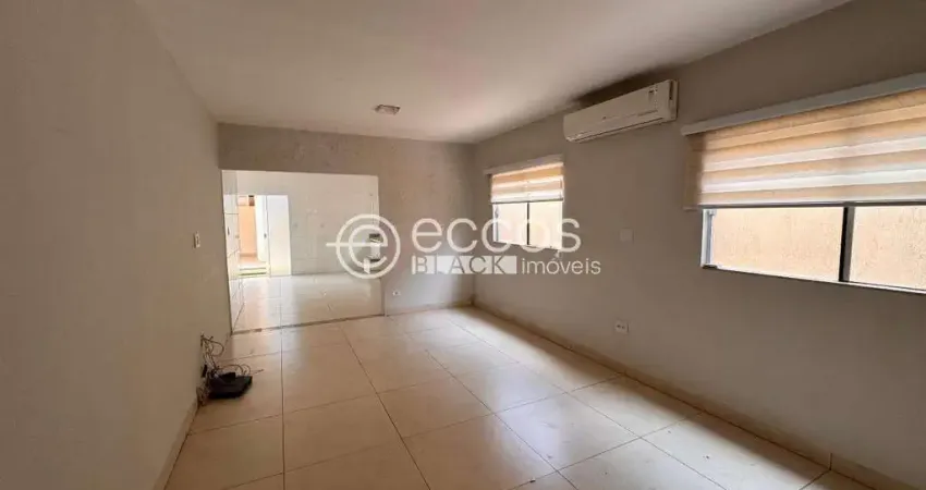 Casa para aluguel, 1 quarto, 1 suíte, 3 vagas, Cidade Jardim - Uberlândia/MG