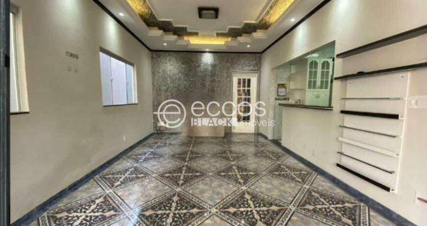 Casa à venda, 3 quartos, 1 suíte, 2 vagas, Jardim Elza Amuí I - UBERABA/MG