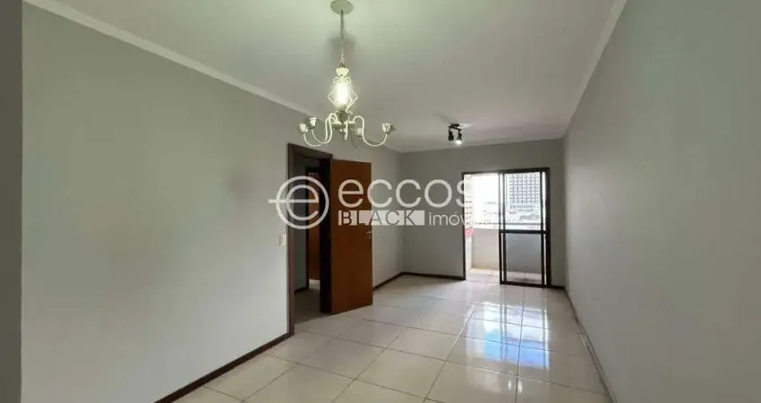 Apartamento à venda, 3 quartos, 1 suíte, 1 vaga, Centro - Uberlândia/MG