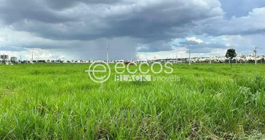 Terreno à venda na Rua dos Embiras, 93, Jardim Sul, Uberlândia