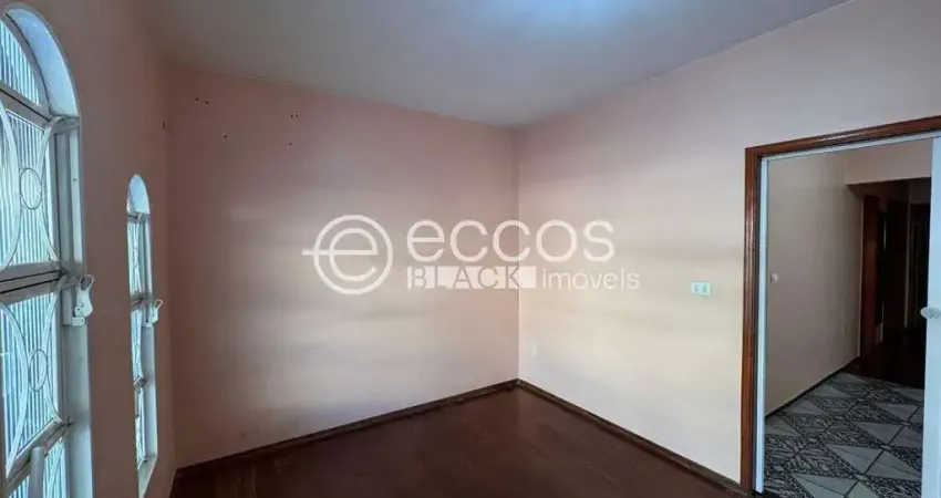 Casa para aluguel, 3 quartos, 1 suíte, 3 vagas, santa mônica - uberlândia/mg