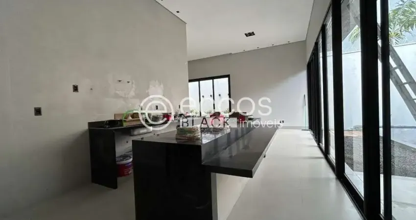 Casa à venda, 3 quartos, 3 suítes, 3 vagas, vigilato pereira - uberlândia/mg