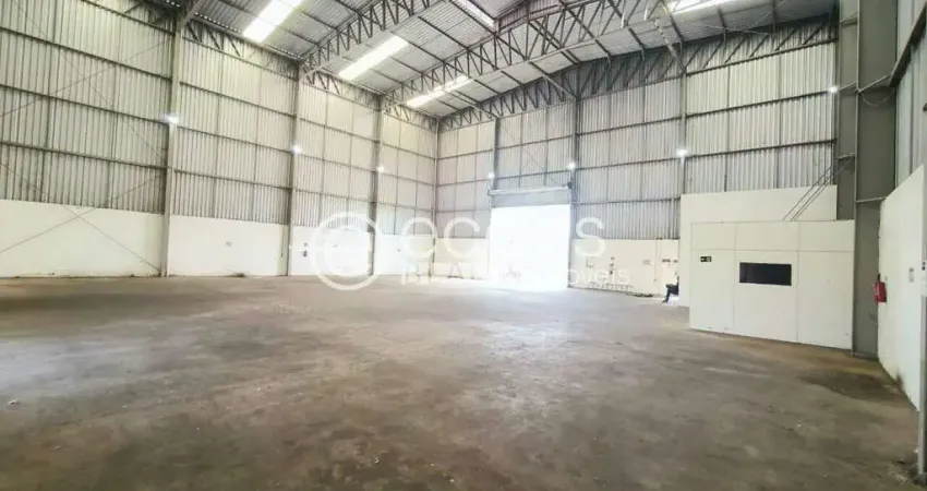 Barracão / Galpão / Depósito para alugar na Avenida Antônio Tomaz Ferreira de Rezende, 4650, Distrito Industrial, Uberlândia