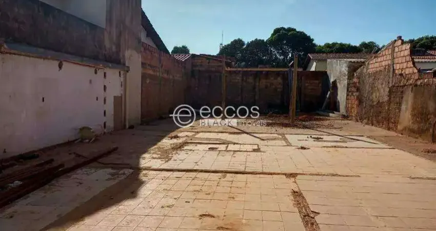 Terreno à venda na Avenida Continental, --, Laranjeiras, Uberlândia