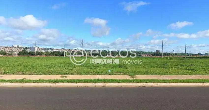 Terreno em condomínio fechado à venda na Avenida Filomena Cartafina, 1734, Conjunto Manoel Mendes, Uberaba