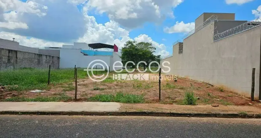 Terreno à venda na Rua Amore, 73, Jardim Karaíba, Uberlândia