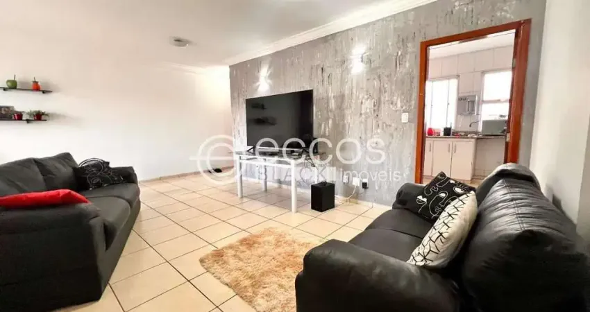 Apartamento à venda, 3 quartos, 1 suíte, 1 vaga, cazeca - uberlândia/mg