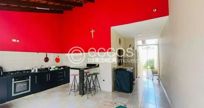 Casa à venda, 3 quartos, 1 suíte, 2 vagas, jardim patrícia - uberlândia/mg