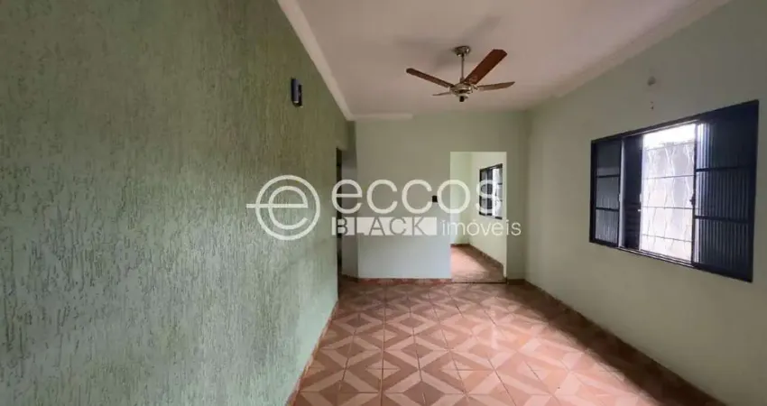 Casa à venda, 3 quartos, 1 suíte, 2 vagas, umuarama - uberlândia/mg