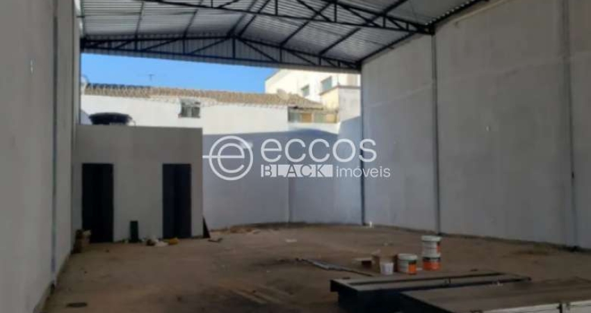 Barracão / Galpão / Depósito para alugar na Avenida Rio Mississipi, --, Jardim Europa, Uberlândia