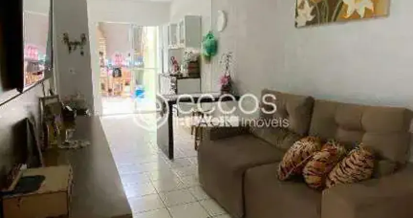 Casa em condomínio à venda, 3 quartos, 3 vagas, Recreio dos Bandeirantes - UBERABA/MG