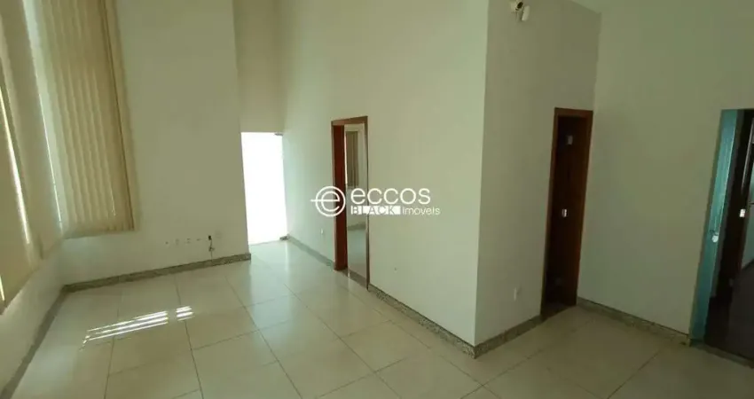 Casa para aluguel, 3 quartos, 3 suítes, 2 vagas, Cidade Jardim - Uberlândia/MG