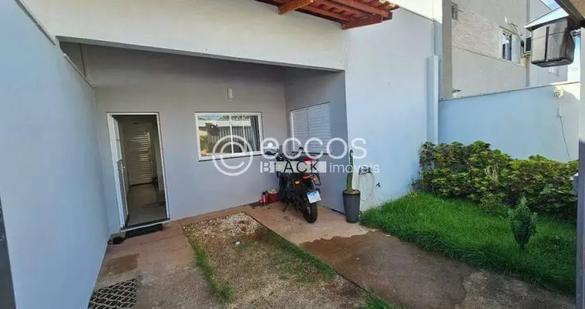 Casa à venda, 2 quartos, 1 suíte, 1 vaga, Jardim Karaíba - Uberlândia/MG