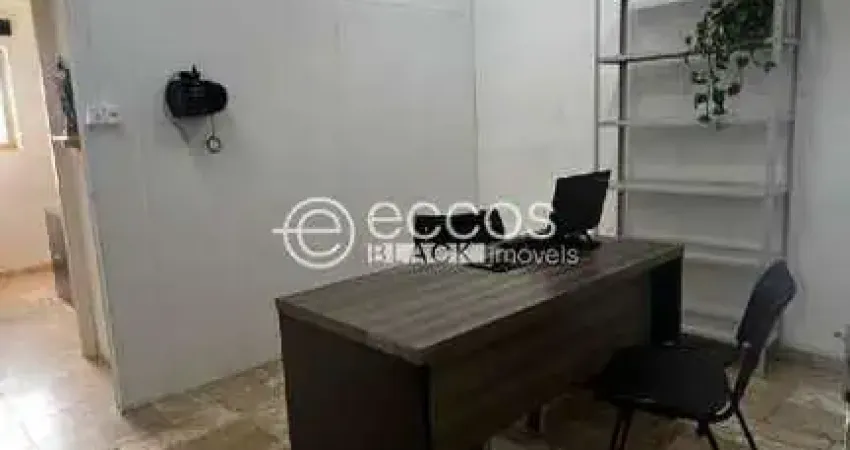 Sala comercial à venda na Rua Tristão de Castro, 500, São Benedito, Uberaba