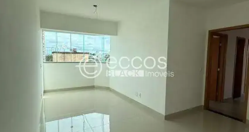 Cobertura à venda, 3 quartos, 1 suíte, 2 vagas, Tubalina - Uberlândia/MG