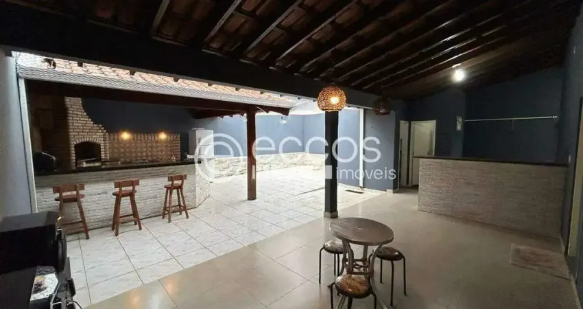Casa à venda, 3 quartos, 2 suítes, 5 vagas, vigilato pereira - uberlândia/mg