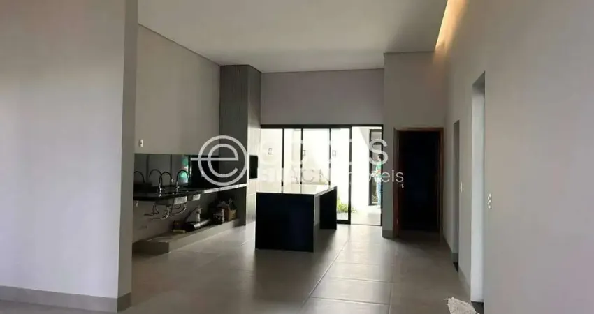 Casa à venda, 3 quartos, 1 suíte, 2 vagas, aclimação - uberlândia/mg