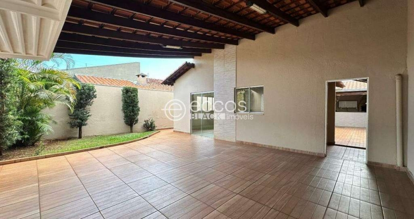 Casa à venda, 3 quartos, 2 vagas, Loteamento Residencial Cândida Borges - UBERABA/MG