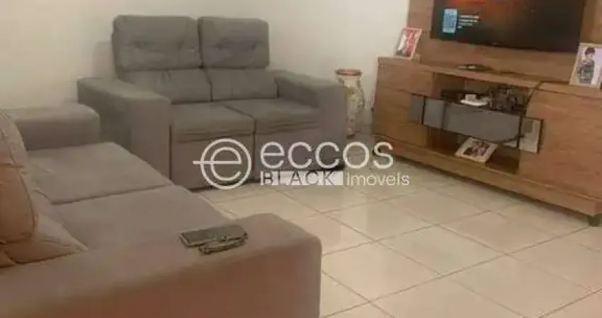 Casa à venda, 3 quartos, 1 suíte, 4 vagas, jardim elza amuí iv - uberaba/mg