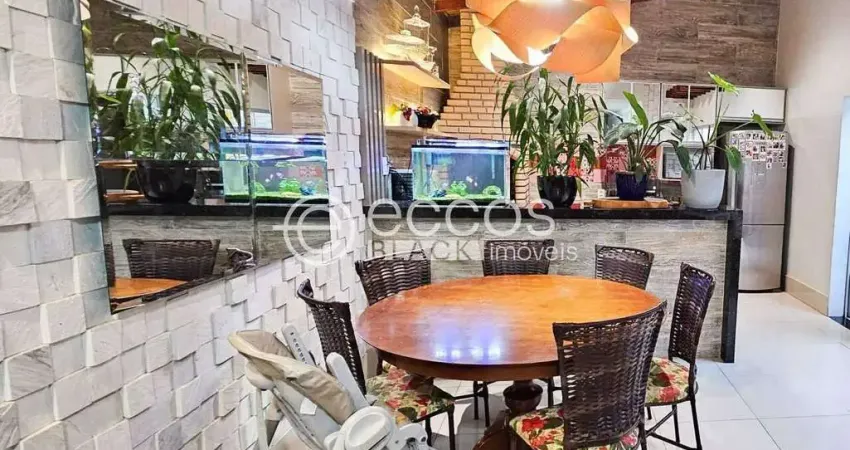 Casa em condomínio à venda, 3 quartos, 1 suíte, 2 vagas, recreio dos bandeirantes - uberaba/mg