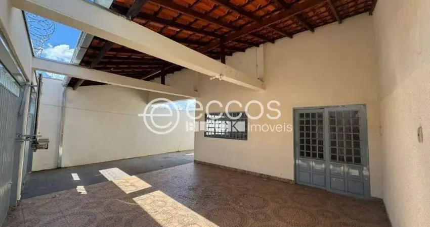 Casa à venda, 2 quartos, 1 suíte, 4 vagas, nossa senhora da abadia - uberaba/mg