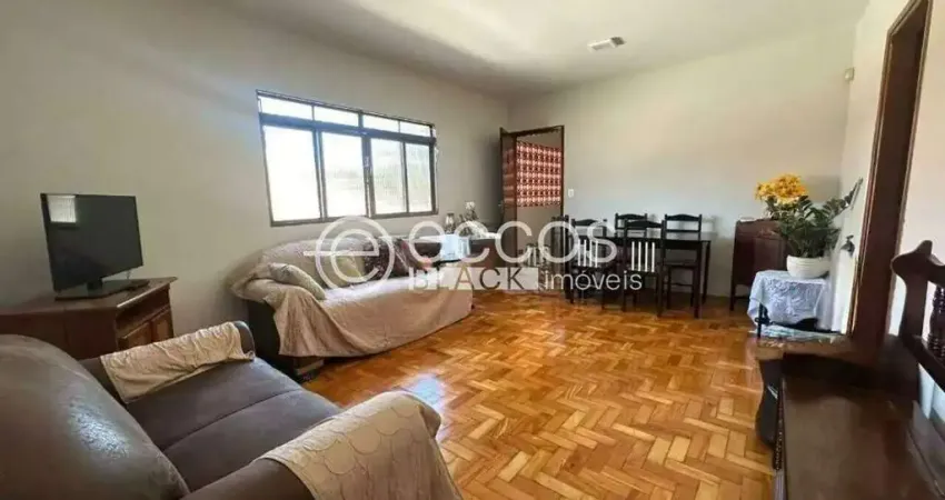 Apartamento à venda, 3 quartos, 1 suíte, 1 vaga, fabrício - uberaba/mg