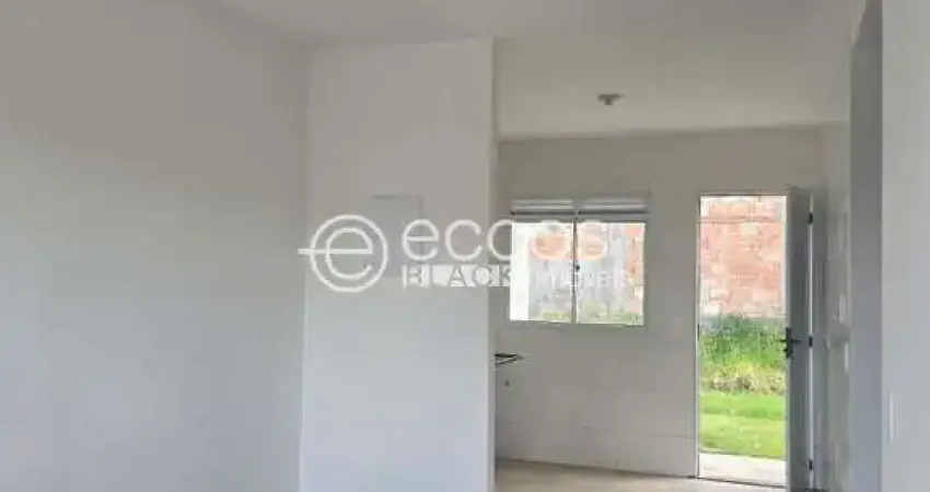 Casa à venda, 2 quartos, 2 vagas, parque das aroeiras - uberaba/mg