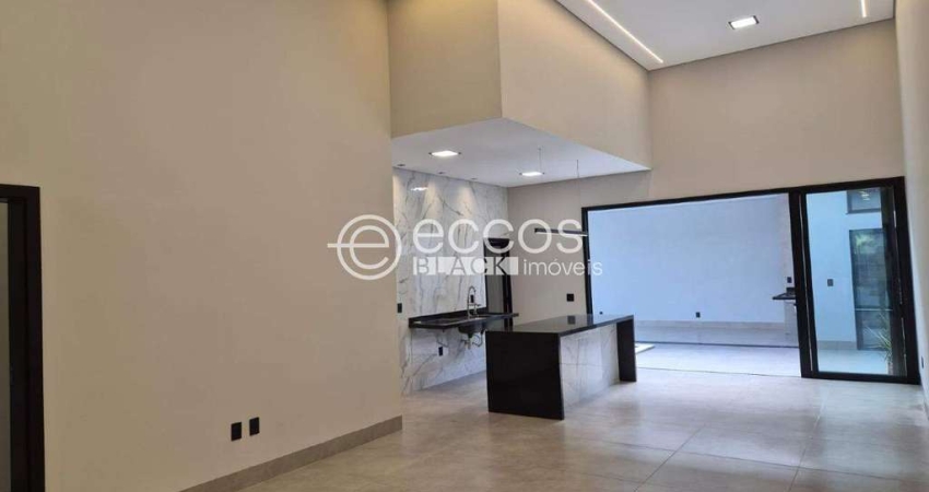 Casa em condomínio à venda, 3 quartos, 3 suítes, 2 vagas, Granja Marileusa - Uberlândia/MG