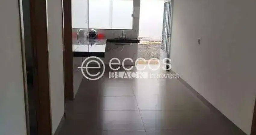 Casa à venda, 3 quartos, 1 suíte, 2 vagas, Jardim Holanda - Uberlândia/MG
