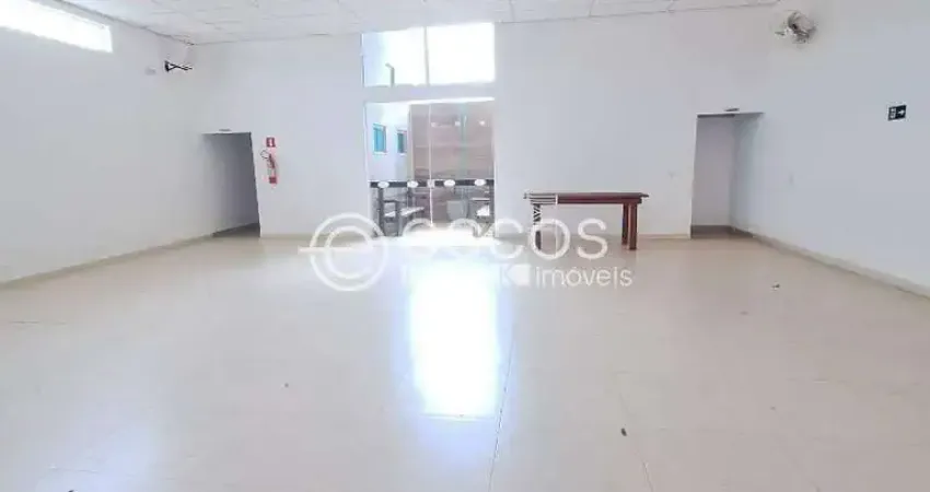 Barracão / Galpão / Depósito para alugar na Rua Joaquim Barbosa., 562, Amorim, Araguari