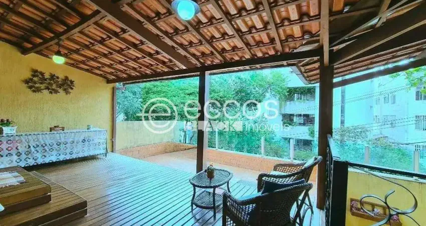 Casa à venda, 4 quartos, 2 suítes, 2 vagas, serra - belo horizonte/mg