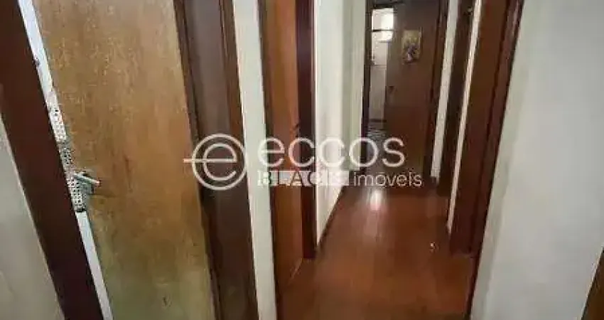 Apartamento à venda, 4 quartos, 1 suíte, 2 vagas, Santo Antônio - Belo Horizonte/MG