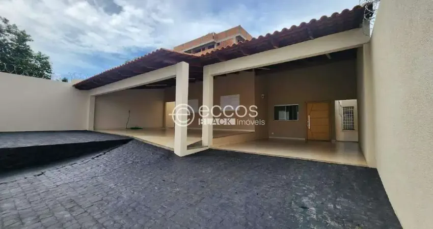 Casa para aluguel, 4 quartos, 1 suíte, 5 vagas, Tibery - Uberlândia/MG