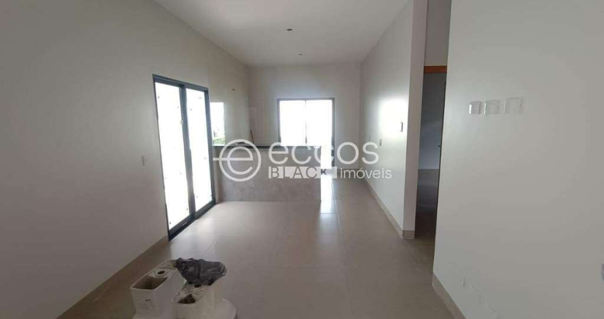Casa à venda, 3 quartos, 1 suíte, 2 vagas, Shopping Park - Uberlândia/MG