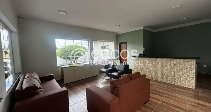 Casa com 3 quartos à venda na Rua Doutor Heitor Sivieri Neto, 252, Leblon, Uberaba