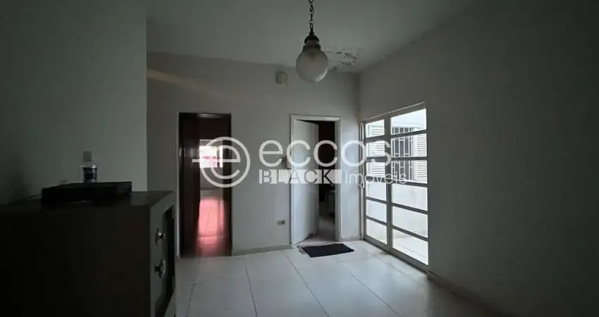Casa à venda, 4 quartos, 2 suítes, 2 vagas, centro - uberlândia/mg