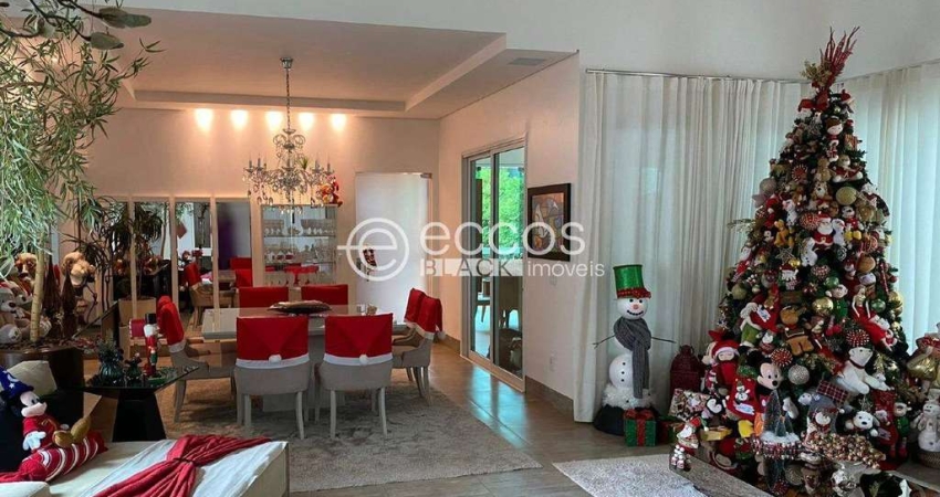 Casa em condomínio à venda, 4 quartos, 4 suítes, 6 vagas, Jardim Karaíba - Uberlândia/MG