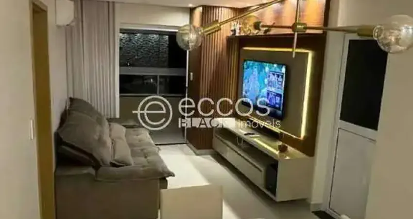 Apartamento à venda, 3 quartos, 1 suíte, 2 vagas, Jardim Finotti - Uberlândia/MG