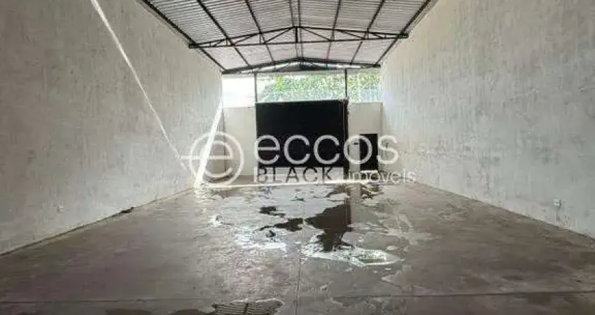 Barracão / Galpão / Depósito para alugar na Rua Álvares Cabral, --, Tabajaras, Uberlândia