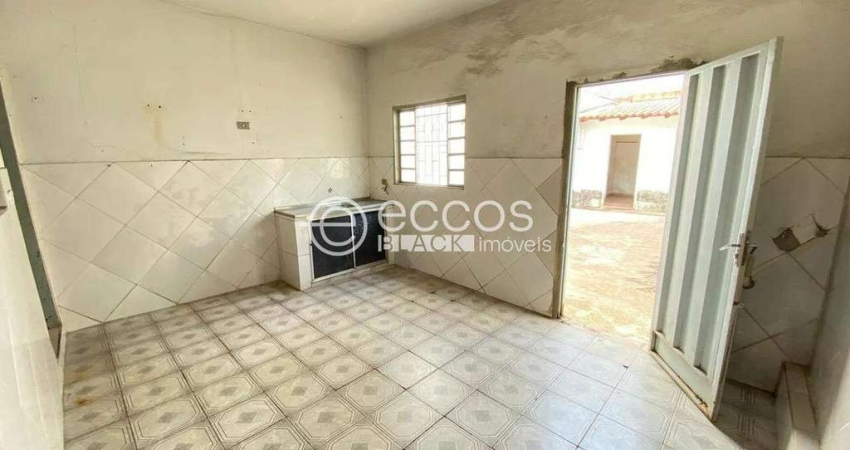 Casa à venda, 3 quartos, 1 vaga, Lídice - Uberlândia/MG