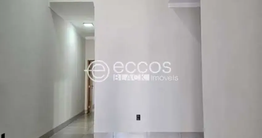 Casa à venda, 2 quartos, 1 suíte, 3 vagas, jardim brasília - uberlândia/mg