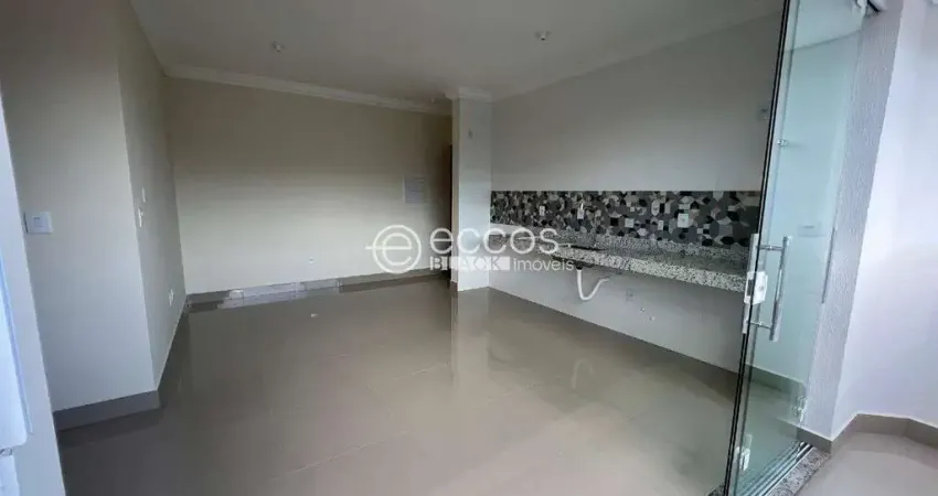 Apartamento à venda, 2 quartos, 1 suíte, 1 vaga, Tubalina - Uberlândia/MG
