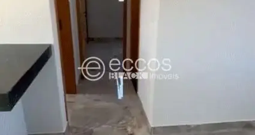 Apartamento à venda, 2 quartos, 1 suíte, 1 vaga, Santa Rosa - Uberlândia/MG