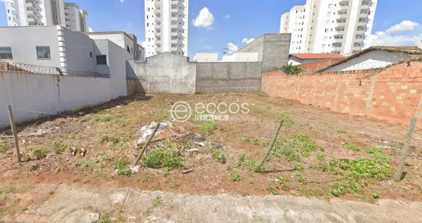 Terreno à venda na Rua Pimenta Bueno, --, Jardim Brasília, Uberlândia