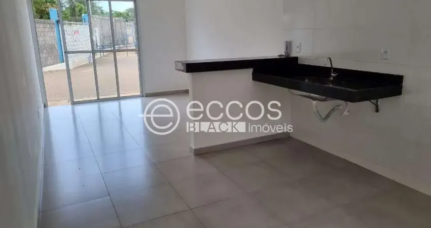 Casa em condomínio à venda, 2 quartos, 1 vaga, Loteamento Residencial Pequis - Uberlândia/MG