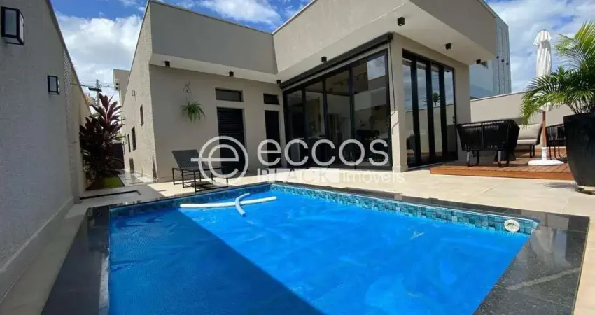 Casa em condomínio à venda, 3 quartos, 3 suítes, 2 vagas, laranjeiras - uberlândia/mg