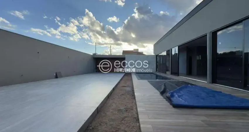 Casa em condomínio à venda, 4 quartos, 4 suítes, Residencial Mário de Almeida Franco - UBERABA/MG