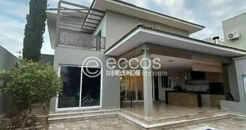 Casa em condomínio à venda, 3 quartos, 3 suítes, 2 vagas, jardim das palmeiras - uberlândia/mg