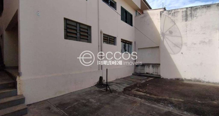 Casa para aluguel, 4 quartos, 1 vaga, FABRÍCIO - UBERABA/MG